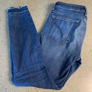 Chewed hem Joe's Jeans size 26